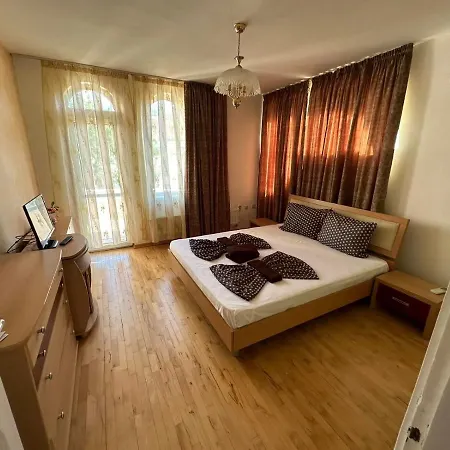 Βίλα славина къща *