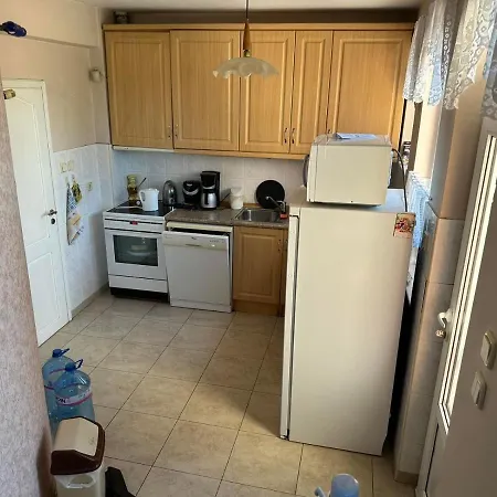 славина къща Βίλα