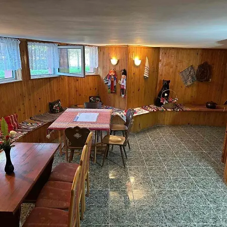 Βίλα славина къща