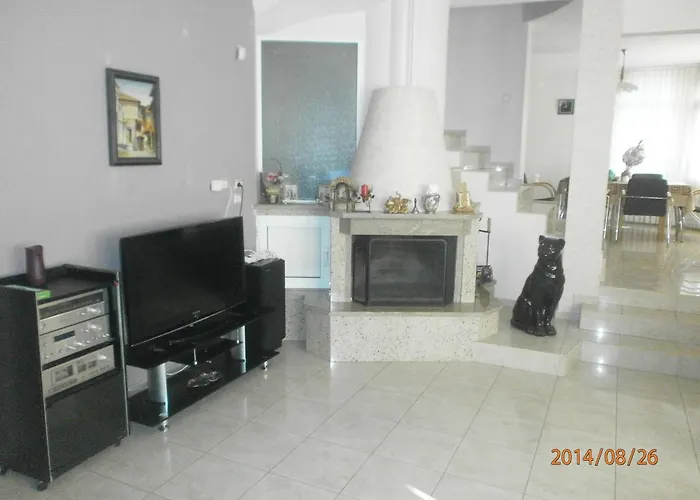 Villa славина къща